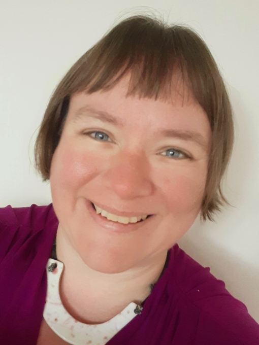 Portrait photo of Kate Fellows