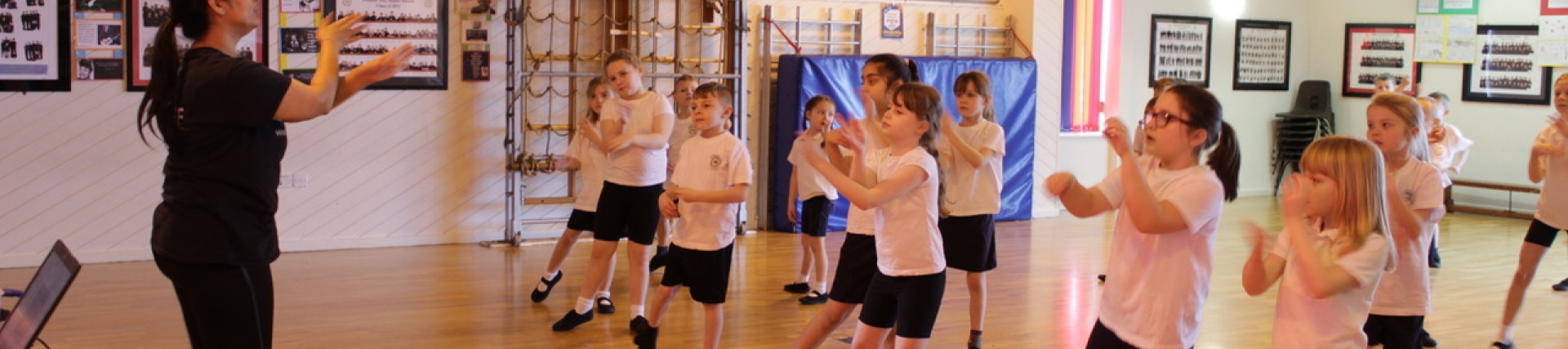 Bollywood Dance workshop with Nupar Arts at Pennine Way Junior Academy